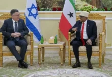 "إسرائيل" تبدأ تدخلاتها في الصومال والأخيرة تدين زيارة وزير خارجية الاحتلال السرية لهرجسيا 