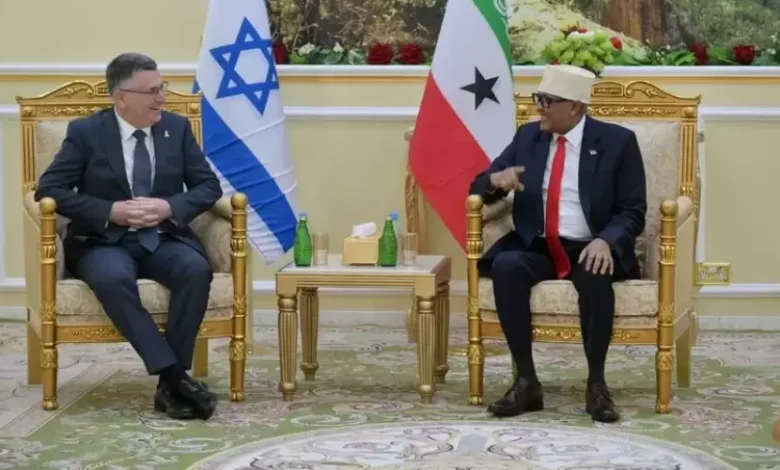 "إسرائيل" تبدأ تدخلاتها في الصومال والأخيرة تدين زيارة وزير خارجية الاحتلال السرية لهرجسيا