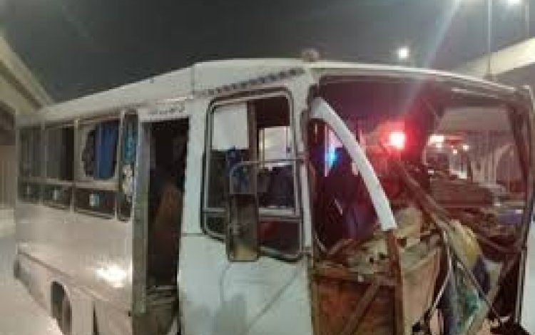 إصابة 8 أشخاص من محافظات مختلفة في حادث تصادم بطريق الداخلة – شرق العوينات