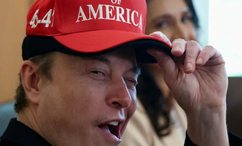 إيلون ماسك: لا تدرسوا الطب، الأمر لم يعد مجديًا!