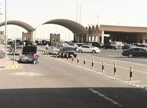 ازدحام في النويصيب والداخلون نحو 60 ألفا