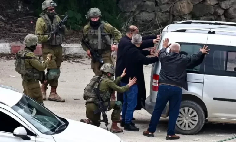 اعتداءات متصاعدة لقوات الاحتلال والمستوطنين في مختلف بلدات الضفة
