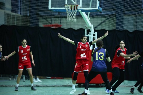 الأهلي يفوز على مصر للتأمين في بطولة منطقة القاهرة لسيدات سلة