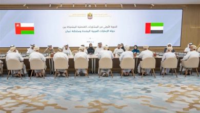 الإمارات وعُمان تبحثان تعزيز التعاون القنصلي المشترك