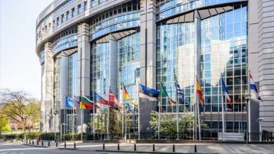 البرلمان الأوروبي يلوح بتصنيف الحرس الثوري الإيراني منظمة إرهابية