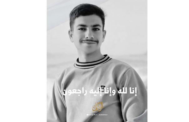 الحزن يخيم على مواقع التواصل بوفاة الشاب اياد بحادث الطريق الصحراوي