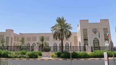 الخارجية تهيب بالمواطنين المتواجدين في طهران تجنب التواجد بالقرب من «التجمعات» أو «التظاهرات»