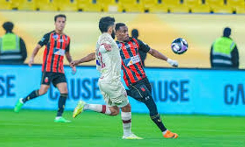 الرياض يخطف تعادلاً قاتلاً أمام الفيحاء في «دوري روشن»