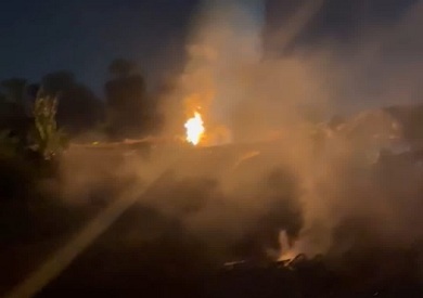 السيطرة على حريق نشب في منطقة زراعية بمحيط معبد كوم أمبو