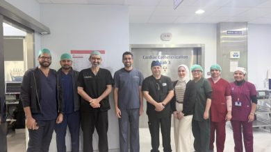 «الصحة»: نجاح أول عملية بالعالم لاستبدال الصمام الأورطي بالقسطرة لمريض يبلغ 111 عامًا