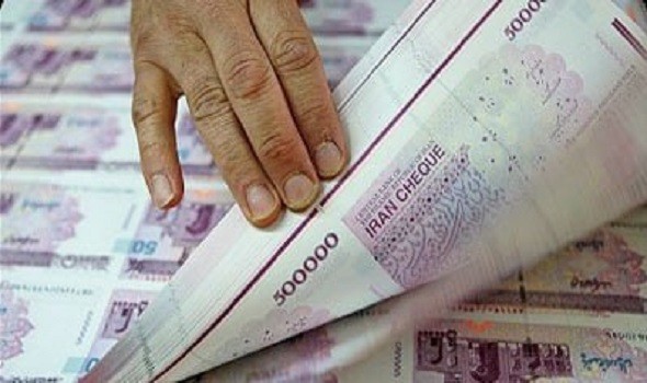 العملة الإيرانية تسجل أدنى مستوى في تاريخه أمام الدولار وسط أزمات اقتصادية واحتجاجات واسعة