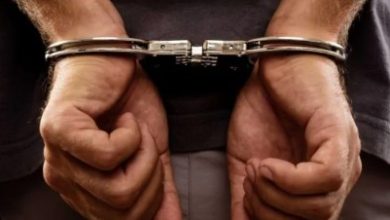 القبض على مسجل خطر بقنا لاحتجازه أسرة تحت تهديد السلاح