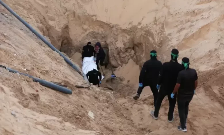 القسام: أطلعنا الوسطاء على كافة التفاصيل حول مكان تواجد الجثة الأخيرة وحريصون على إنهاء هذا الملف