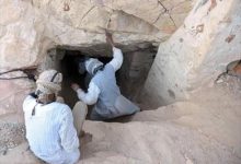 انهيار حفرة على شخصين أثناء التنقيب عن الآثار بكوم أوشيم في الفيوم