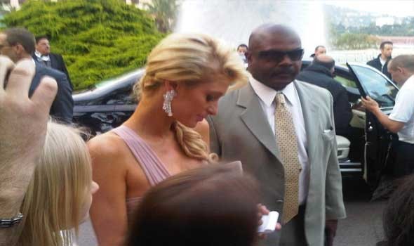 باريس هيلتون تخرج عن صمتها الطويل حيال فيلمها الفاضح