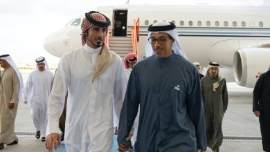 بالصور.. منصور بن زايد يستقبل جاسم بن حمد آل ثاني ويشهدان جانباً من منافسات جولة الجياد العربية-أبوظبي