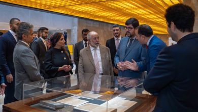 بالفيديو.. سلطان القاسمي يزور الأرشيف الوطني البرتغالي