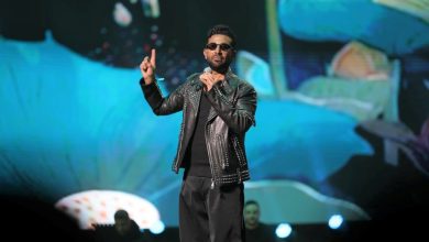 بحفل بموسم الرياض.. أحمد سعد والموهبة مهند الباشا يغنيان أغنية لـ عبد المجيد عبد الله