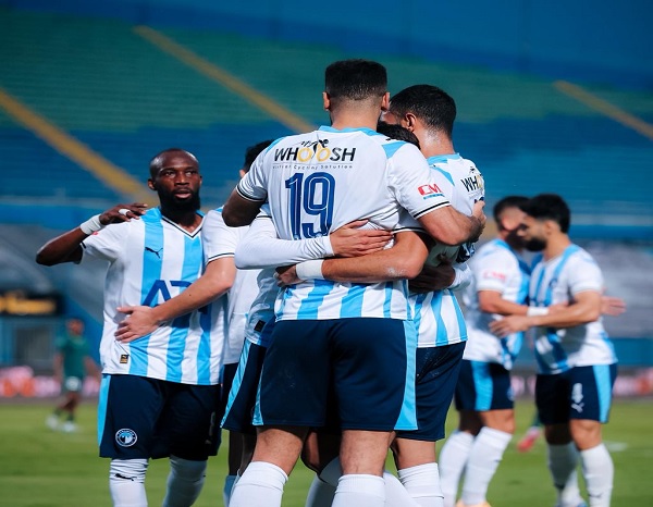 بيراميدز يرتدي زيه الأساسي أمام نهضة بركان بدوري الأبطال