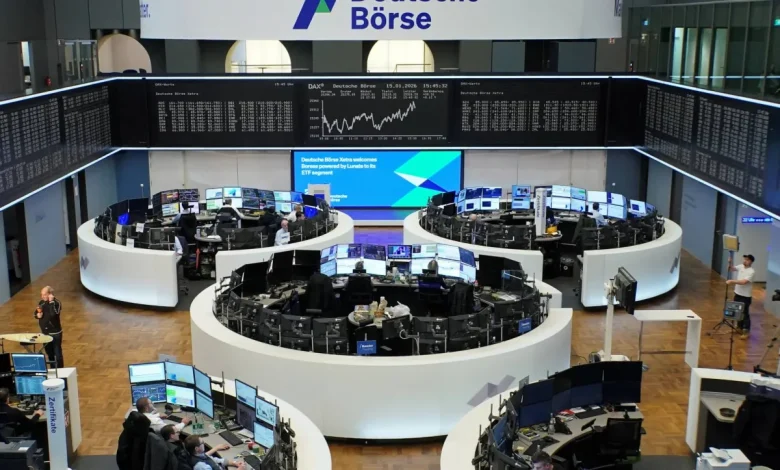 تباين القطاعات يحافظ على ثبات الأسهم الأوروبية