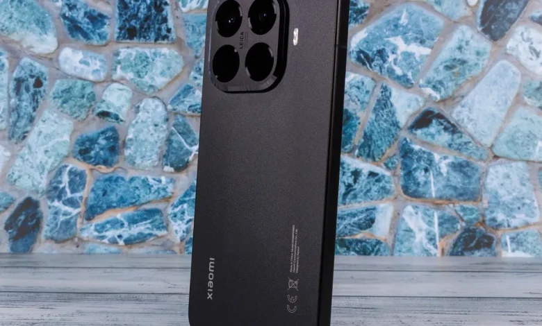 تحديث HyperOS 3 يصل لهواتف Xiaomi 15 مع إصلاحات للكاميرا والأمان