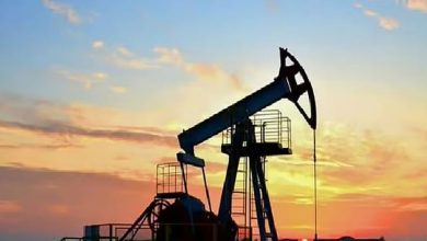 تراجع أسعار النفط وسط توقعات بزيادة الإنتاج الفنزويلي