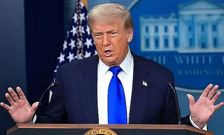 ترمب يعلن دعمه لعمليات الجيش السوري ضد «قسد»