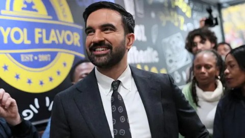 "تلغراف": ممداني سيطبق سياسات "أكثر راديكالية" من صادق خان رئيس بلدية لندن