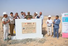 «تنمية الخيرية» تضع حجر أساس قرية سكنية للنازحين باليمن