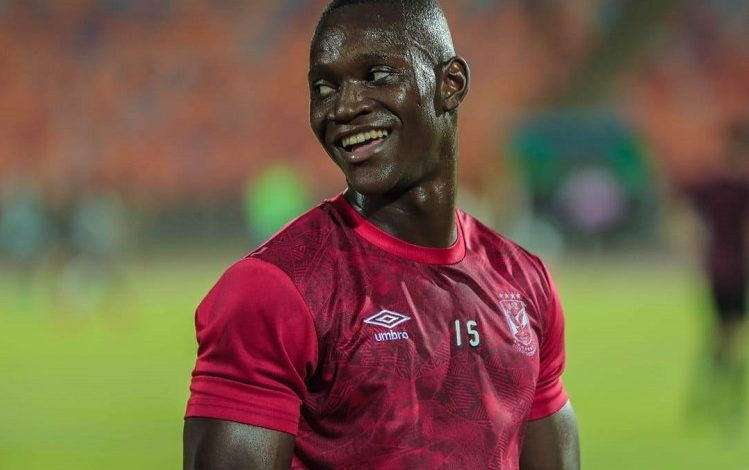 توروب يقطع الطريق على العروض الخارجية ويتمسك ببقاء ديانج في الأهلي