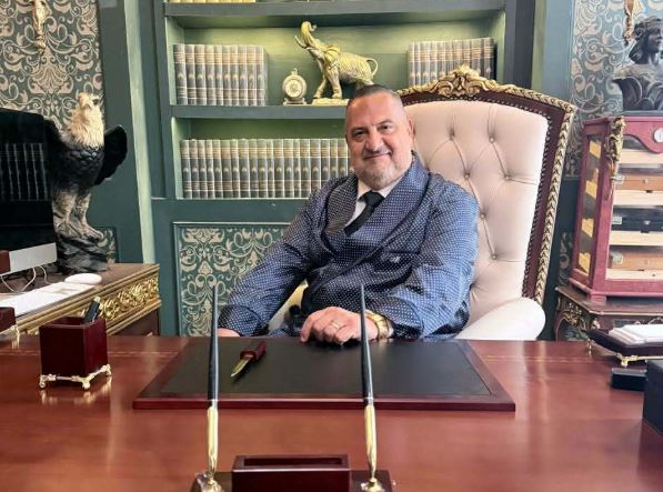 خالد الصاوي يعاني من سر يؤرق حياته في مسلسل أولاد الراعي