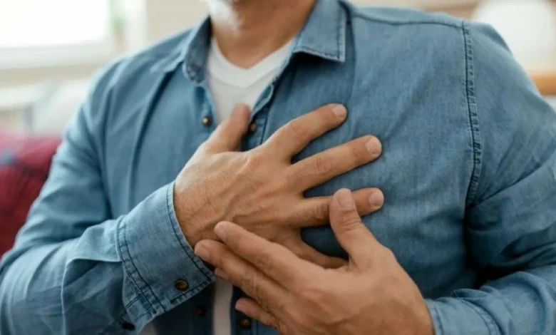 دراسة تكشف لماذا يصاب الرجال بأمراض القلب في سن أصغر.. ونصائح للوقاية