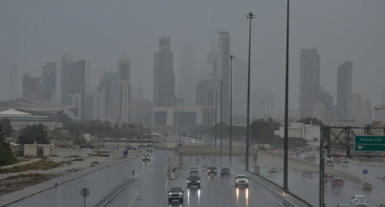 «رأس السالمية» الأعلى مطراً.. الأربعاء