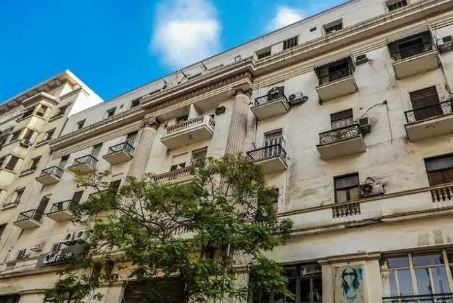 رئيس ائتلاف ملاك الإيجار القديم: القانون الجديد جار علينا وراعى المستأجر.. ورضينا به حبا في مصر