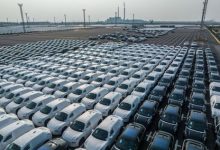 رئيس رابطة تجار السيارات: الأسعار انخفضت 25%.. ومن يتمسك بالسعر القديم يخطئ خطأ جسيما