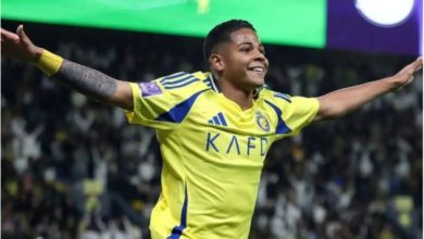 ريال سوسيداد يضم ويسلي من النصر