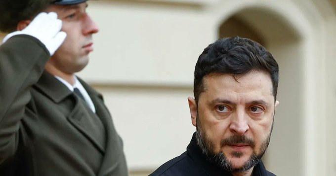 زيلينسكي يصل إلى فيلنيوس لإجراء محادثات مع رئيسي ليتوانيا وبولندا