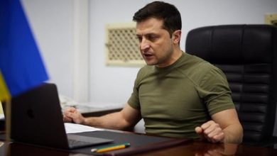 زيلينسكي يعين رئيس الاستخبارات العسكرية مديرا لمكتبه ويتجه لتغيير وزير الدفاع