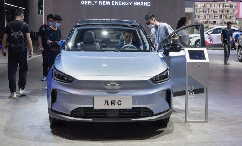 سائقو السيارات الكهربائية وسط لندن يدفعون رسوم الازدحام المروري لأول مرة