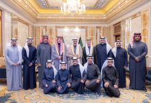 سمو الأمير يستقبل النائب الأول وأهالي شهيدي الواجب العقيد الخمسان والرقيب الهاجري