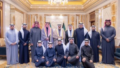 سمو الأمير يستقبل النائب الأول وأهالي شهيدي الواجب العقيد الخمسان والرقيب الهاجري