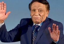 شائعة جديدة تطارد عادل إمام.. ونقيب الممثلين يكشف الحقيقة