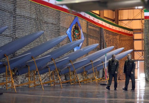 شركة كندية متخصصة في تطير انظمة الطائرات: أسراب المسيرات الايرانية في إغراق "القلاع العائمة" للولايات المتحدة