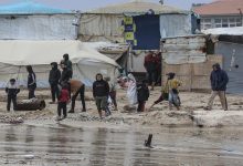 شهداء ومصابون في انهيار منازل متضررة من قصف الاحتلال في غزة بفعل الرياح والامطار