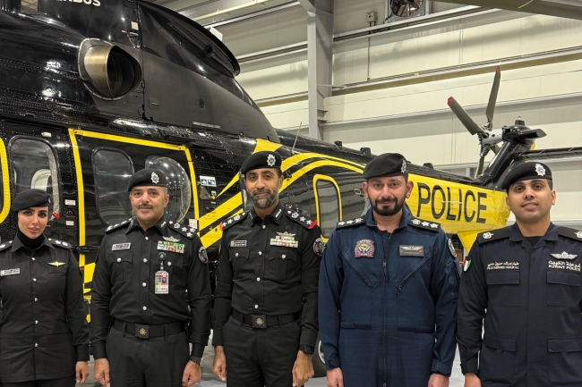 «طيران الشرطة» تبتعث أول عنصر نسائي كويتي لدراسة علوم الطيران في اليونان