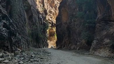 عشت أجواء الإطلالات الجميلة في وادي لجب