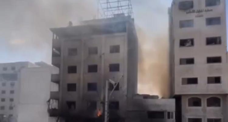 غزة: شهيد بخانيونس وقصف مناطق متفرّقة بالقطاع وتفاقُم معاناة النازحين بفعل المنخفض الجويّ