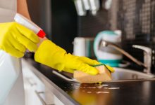 "قبل دخول رمضان" طرق تنظيف المطبخ الالوميتال من الدهون الصعبة .. جهزي نفسك بسرعة