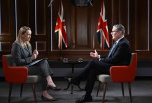 كير ستارمر يرفض إدانة الهجوم الأمريكي على فنزويلا