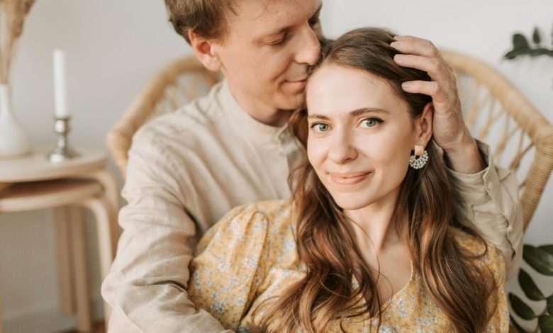 كيف لا تكشفي نقاط ضعفك لزوجك؟
